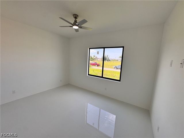 4121 NW 22nd ST, Cape Coral, FL 33993