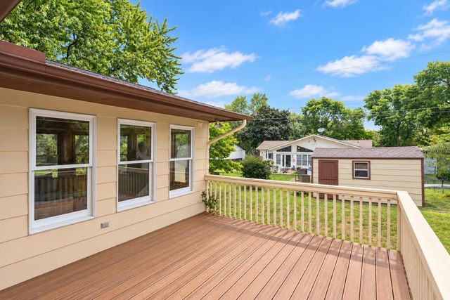 1326 21st Street W, Hastings, MN 55033