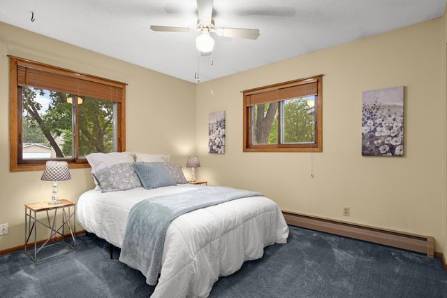 1326 21st Street W, Hastings, MN 55033