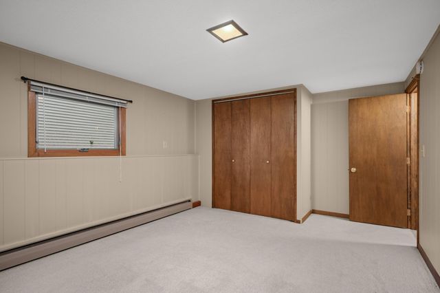 1326 21st Street W, Hastings, MN 55033