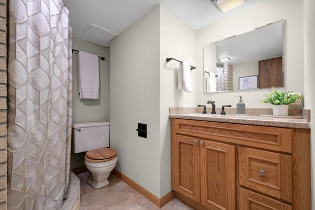 1326 21st Street W, Hastings, MN 55033