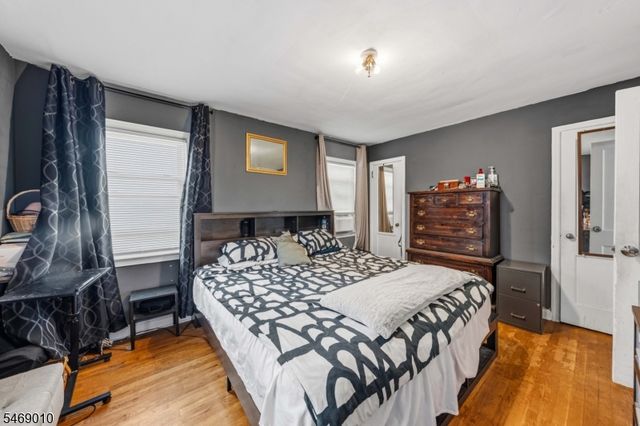 67 Philip Pl, Irvington Twp., NJ 07111