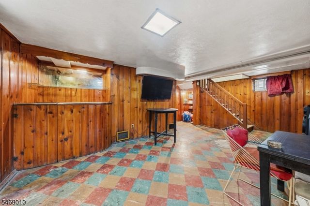 67 Philip Pl, Irvington Twp., NJ 07111