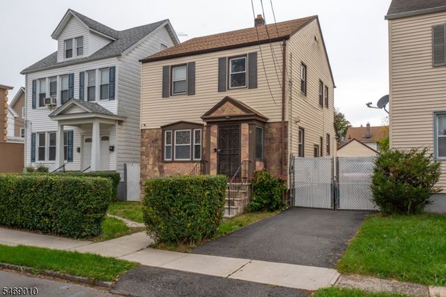 67 Philip Pl, Irvington Twp., NJ 07111