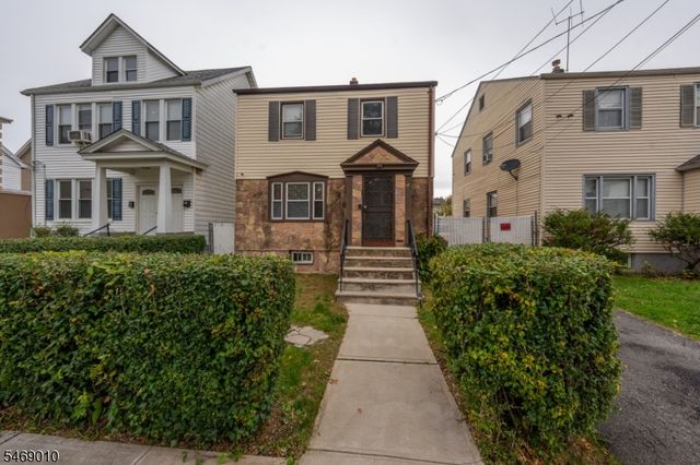 67 Philip Pl, Irvington Twp., NJ 07111