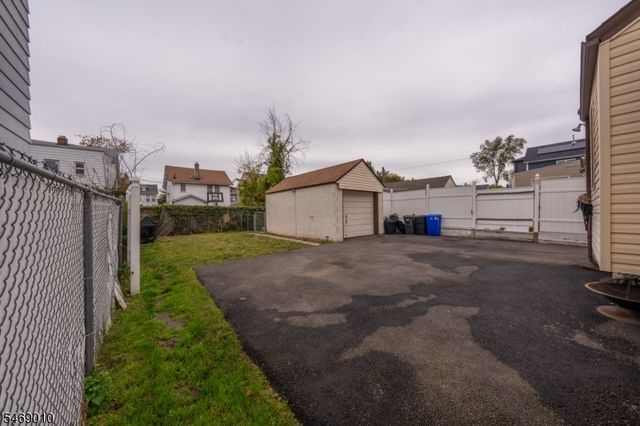 67 Philip Pl, Irvington Twp., NJ 07111