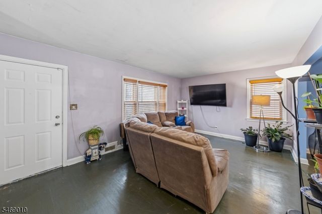67 Philip Pl, Irvington Twp., NJ 07111