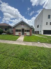 3265 Holman Street, Houston, TX 77004