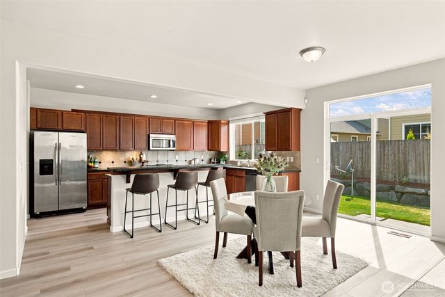 1415 Farina Loop SE, Olympia, WA 98513