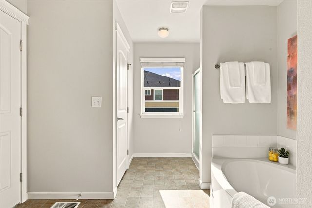 1415 Farina Loop SE, Olympia, WA 98513