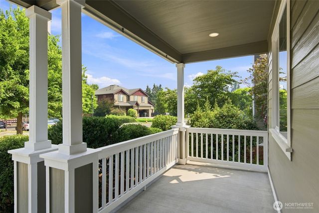 1415 Farina Loop SE, Olympia, WA 98513