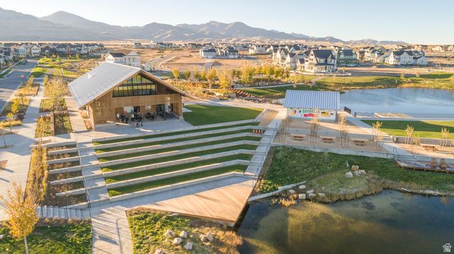 6653 W SOUTH JORDAN PKWY, South Jordan, UT 84009