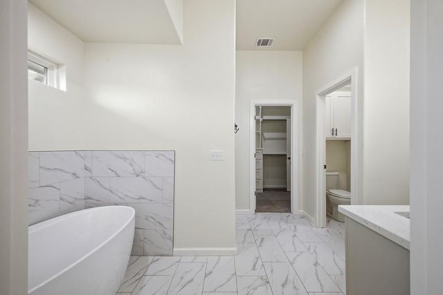 1228 Twin Oaks Drive, Blanchard, OK 73010