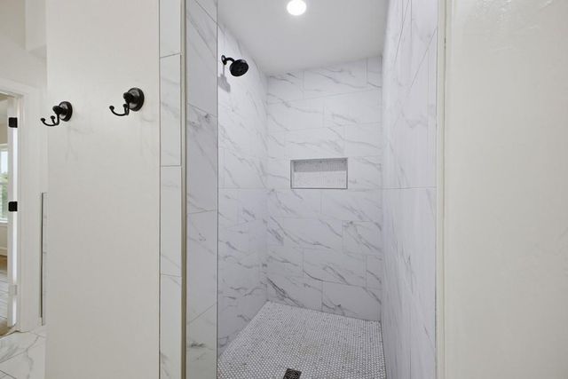 1228 Twin Oaks Drive, Blanchard, OK 73010