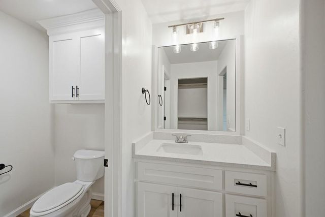 1228 Twin Oaks Drive, Blanchard, OK 73010