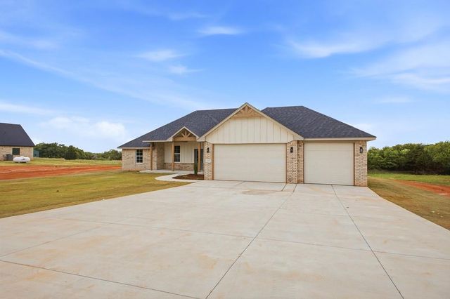 1228 Twin Oaks Drive, Blanchard, OK 73010