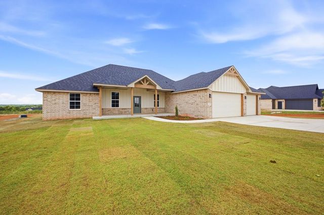 1228 Twin Oaks Drive, Blanchard, OK 73010