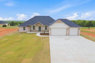 1228 Twin Oaks Drive, Blanchard, OK 73010
