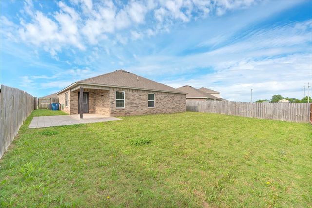 4404 SW Comstock Avenue, Bentonville, AR 72713