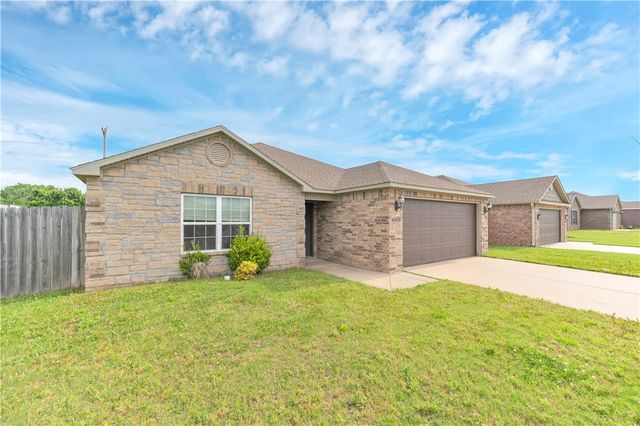 4404 SW Comstock Avenue, Bentonville, AR 72713