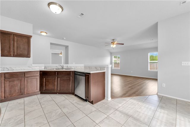 4404 SW Comstock Avenue, Bentonville, AR 72713