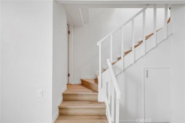 5142 Zelzah 25, Encino, CA 91316