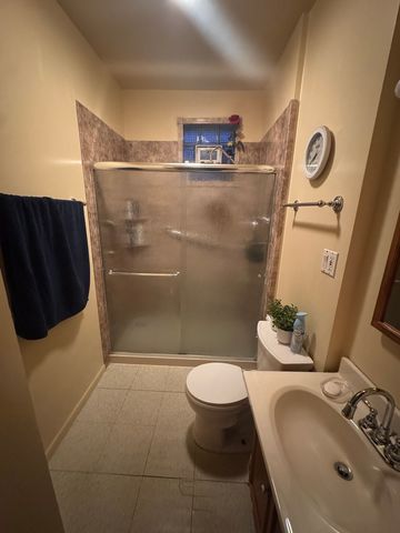 3945 W 55th Place, Chicago, IL 60629
