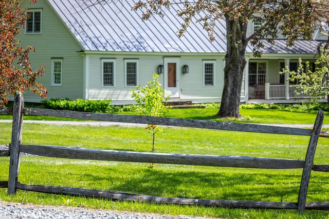 1497 Bowman Road, Barnard, VT 05031