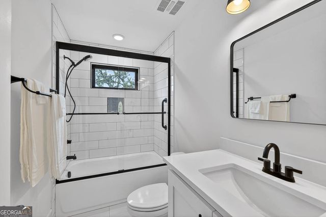 1952 Sanctuary Wynd, Waverly, GA 31565