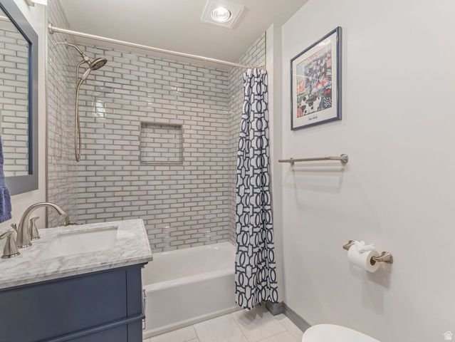 9078 S DAYBREAK DR, Sandy, UT 84093