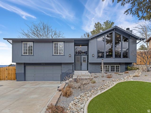 9078 S DAYBREAK DR, Sandy, UT 84093