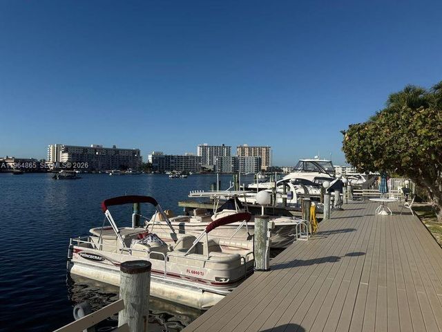 2500 Diana Dr 107, Hallandale Beach, FL 33009