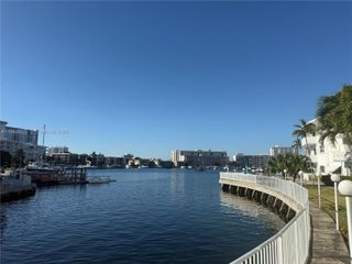 2500 Diana Dr 107, Hallandale Beach, FL 33009