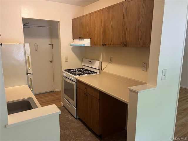 65 Curie Road G7, Cornwall On Hudson, NY 12520