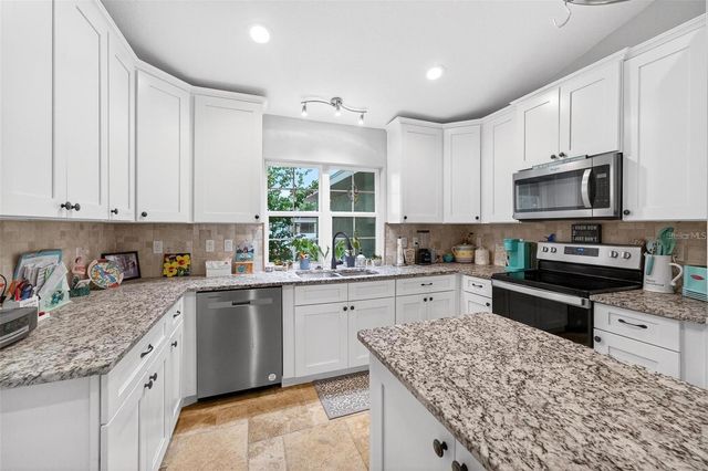 8160 SE 164TH PLACE, Summerfield, FL 34491