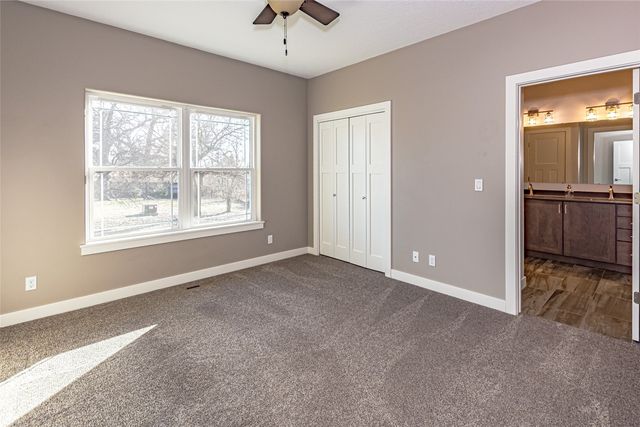 3873 Greens Grove Road, Center Point, IA 52213