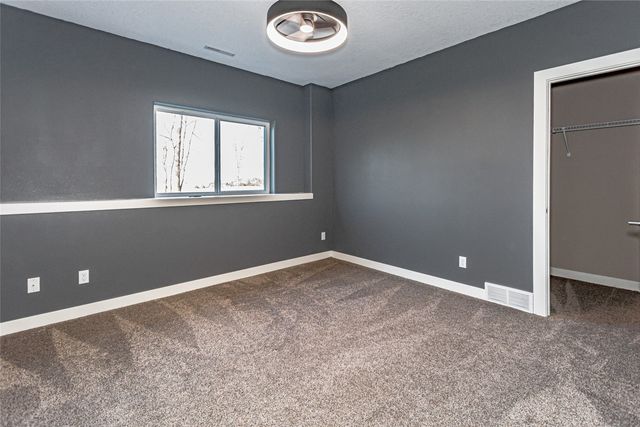 3873 Greens Grove Road, Center Point, IA 52213