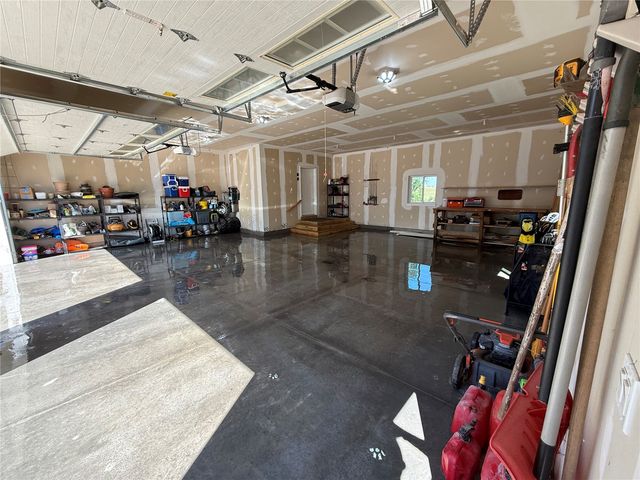 3873 Greens Grove Road, Center Point, IA 52213