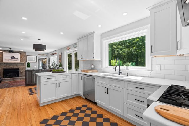 91 Book Hill Road, Essex, CT 06426