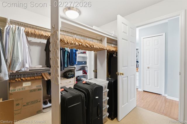 22165 Picadilly Circle, Novi, MI 48375