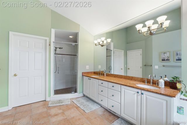 22165 Picadilly Circle, Novi, MI 48375