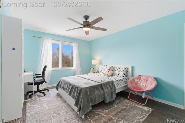 22165 Picadilly Circle, Novi, MI 48375