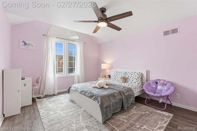 22165 Picadilly Circle, Novi, MI 48375