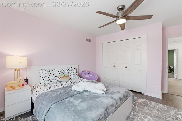 22165 Picadilly Circle, Novi, MI 48375