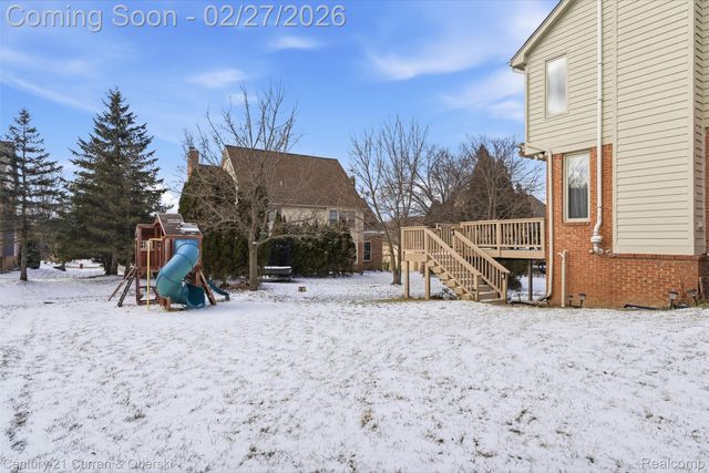 22165 Picadilly Circle, Novi, MI 48375