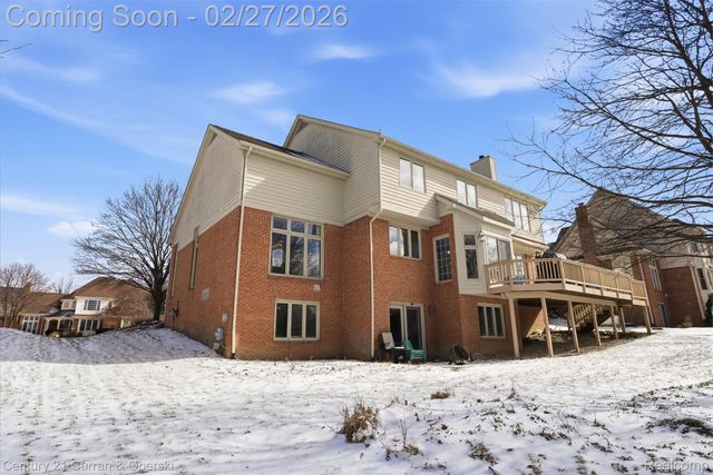 22165 Picadilly Circle, Novi, MI 48375