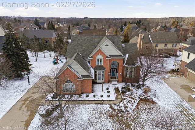 22165 Picadilly Circle, Novi, MI 48375
