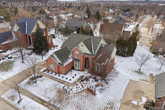 22165 Picadilly Circle, Novi, MI 48375