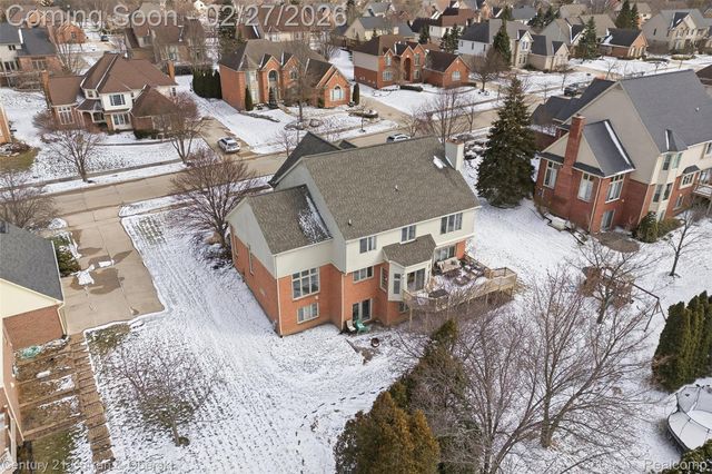 22165 Picadilly Circle, Novi, MI 48375