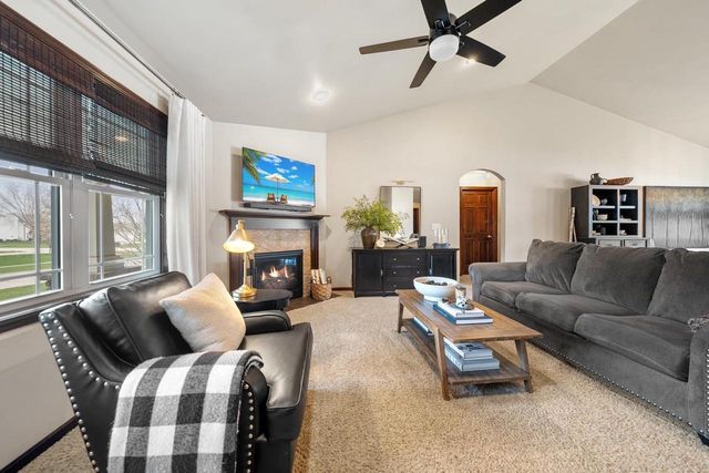 3165 HOWARD VIEW LANE, Green Bay, WI 54313